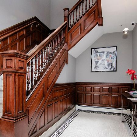 A Stylish Stay W/ A Queen Bed, Heated Floors.. #3 Brookline Esterno foto